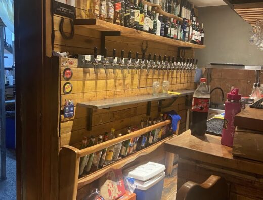 Haus cervecería resto